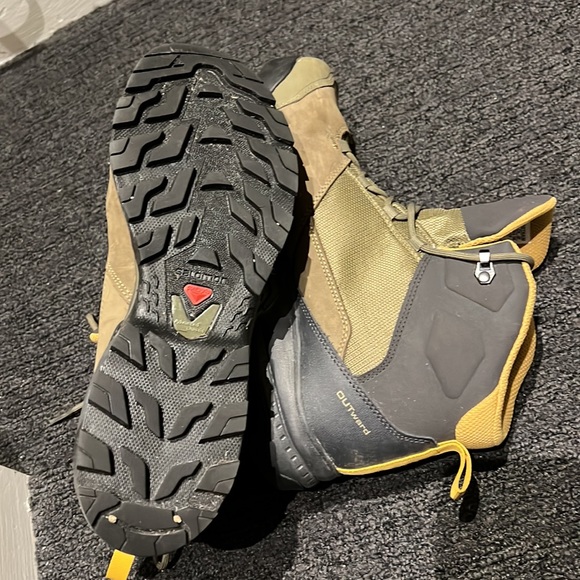 Salomon Hiking Boots - Mens Size 10 - Picture 7 of 7